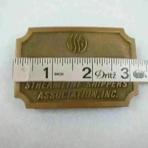 Vintage Belt Buckle Streamline Shippers Brass tone Metal Hit Line USA 1970s RARE - Picture 12 of 12